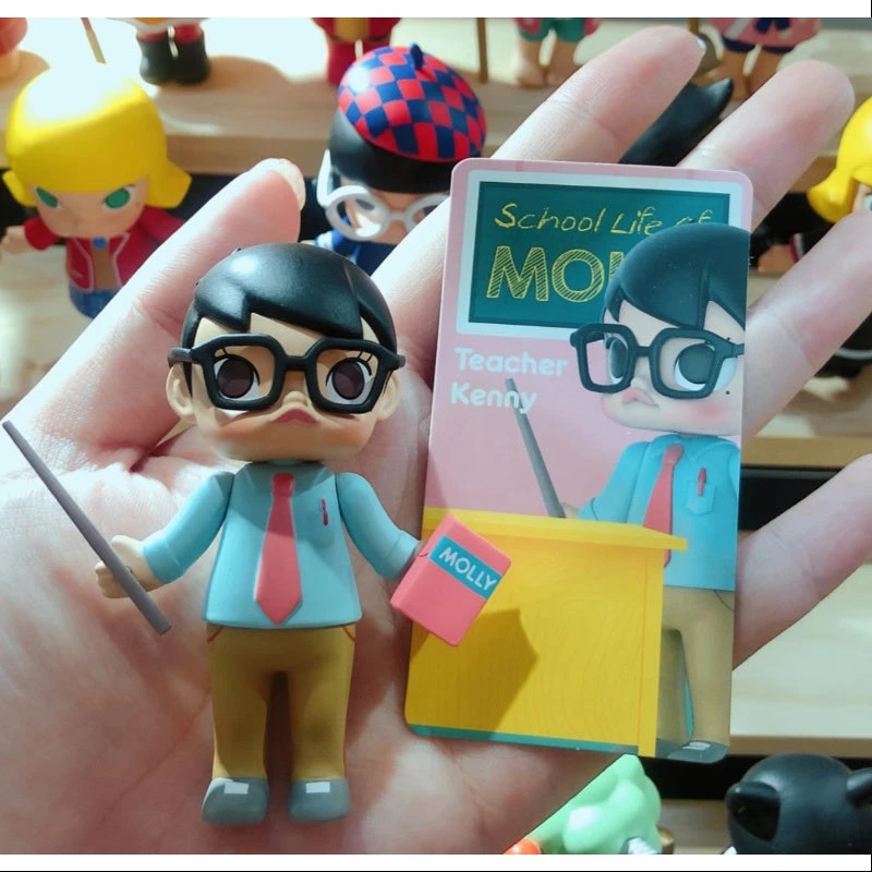 MOLLY School Life Of Molly Series Secret Teacher Kenny(1/144) 4 MOLLY School Life Of Molly Series Secret Teacher Kenny(1/144) - Image 4