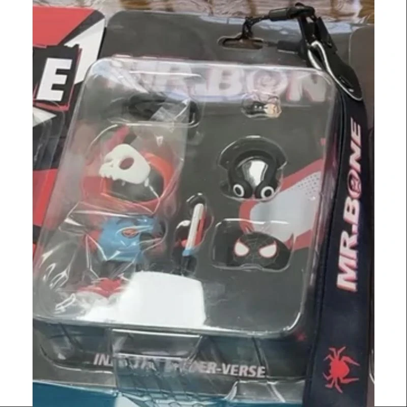 MR.BONE INTO THE SPIDER-VERSE Mini LIMITED 2 MR.BONE INTO THE SPIDER-VERSE Mini LIMITED - Image 2