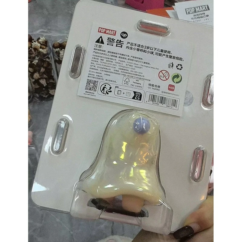 PUCKY X The Ghost-The Original White Figure Limited Edition 5 PUCKY X The Ghost-The Original White Figure Limited Edition - Image 5