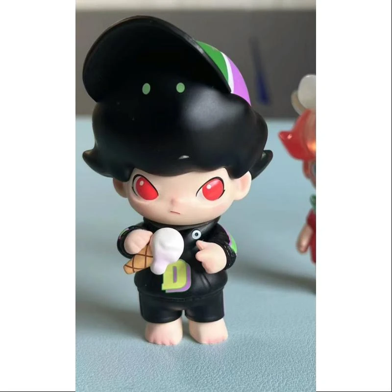 DIMOO WORLD Rapper Mini Figure Limited Edition 4 DIMOO WORLD Rapper Mini Figure Limited Edition - Image 4