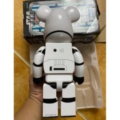 Medicom Bearbrick First Order Stormtrooper 400% White 5 Medicom Bearbrick First Order Stormtrooper 400% White -Cheap Pop Mart Store IMG 3571 20250214 210327