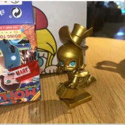 MOLLY Imaginary Wandering Series Secret The Statue Of A Street Perforemer(1/144) 5 MOLLY Imaginary Wandering Series Secret The Statue Of A Street Perforemer(1/144) -Cheap Pop Mart Store m12 3